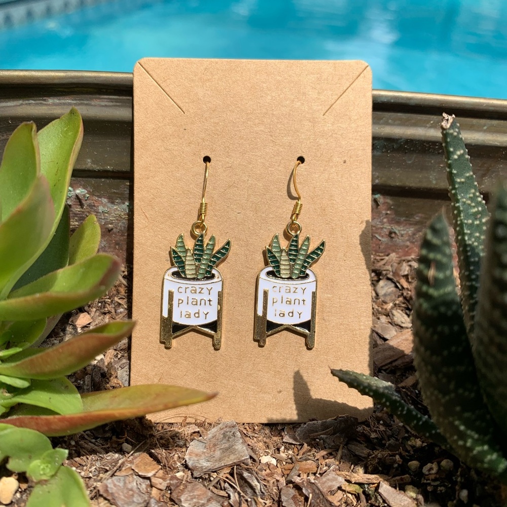 Plant Earrings🪴✨